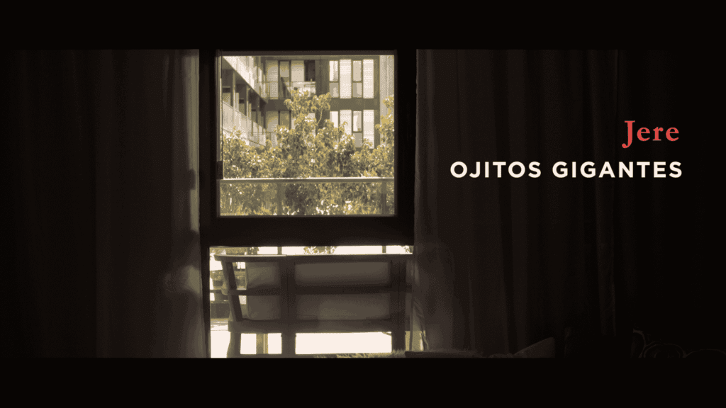 OJITOS GIGANTES